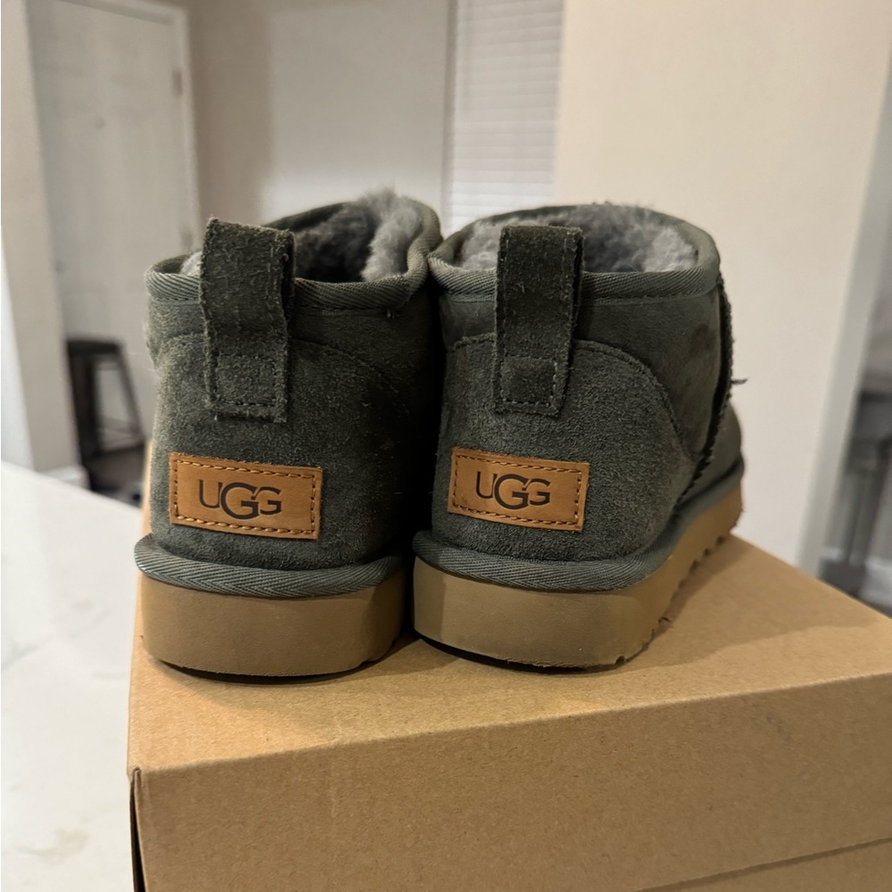 Size 8 ultra mini Ugg boot